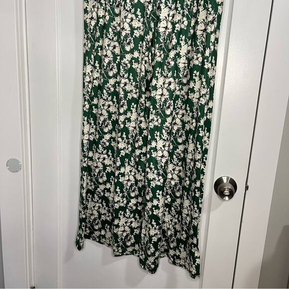 Hutch Anthropologie Wide Leg White and Green Floral Pull On Pants - Picture 3 of 16